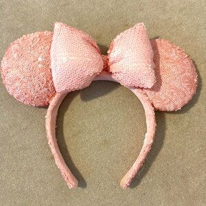 Minnie Mouse Ears